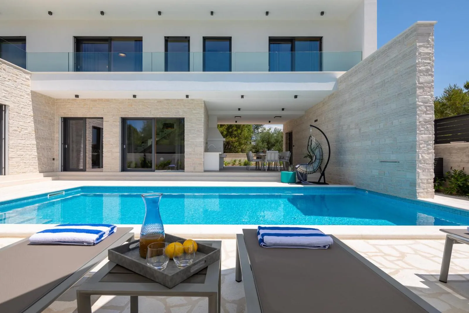 Villa Dm, Aufnahme 8