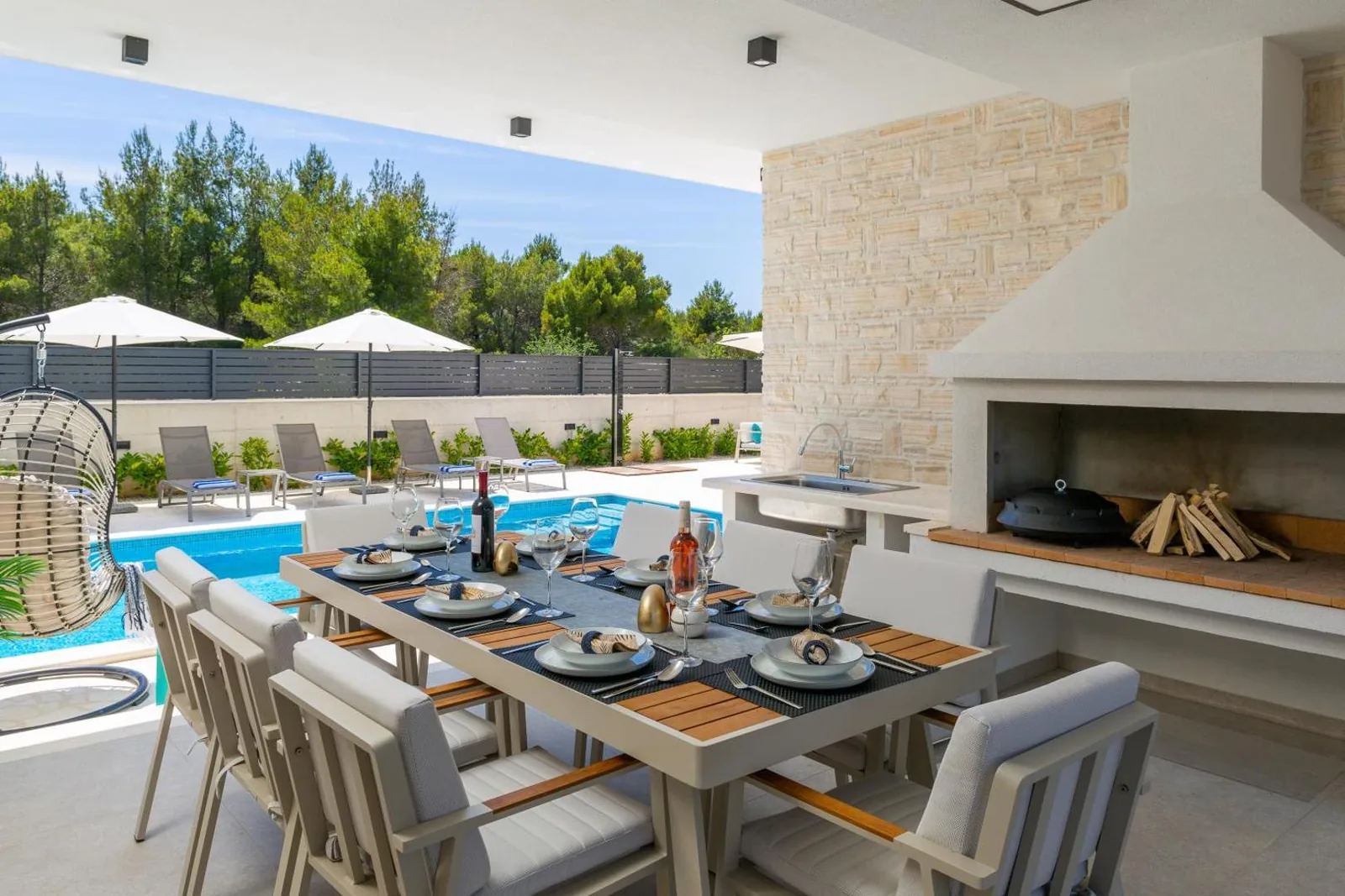 Villa Dm, Aufnahme 1